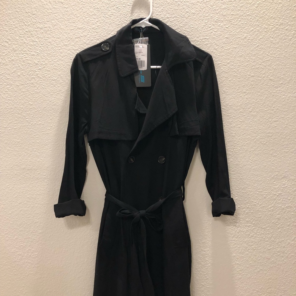 Lightweight Trench ✨3 for $20✨